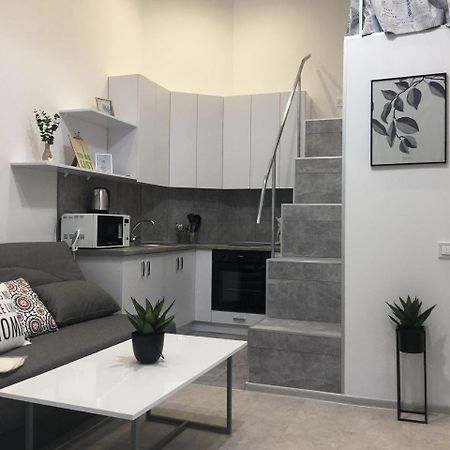 Tiras Scandinavian Apartment In Odessa City エクステリア 写真